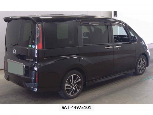 Honda e 2015-08 8010549-1