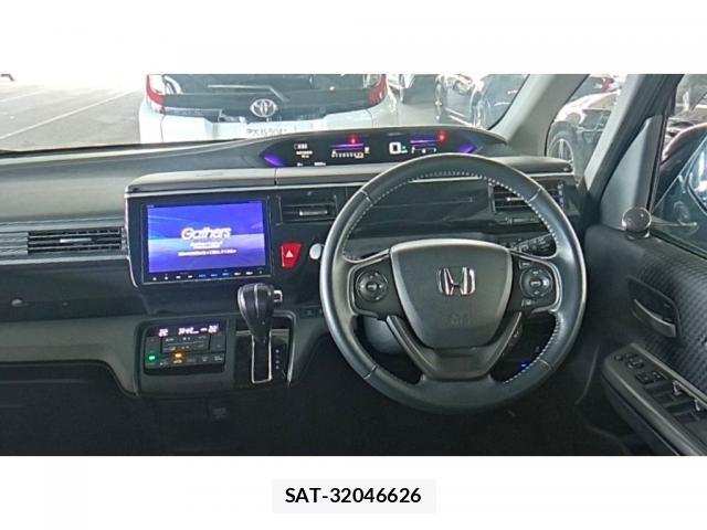 Honda e 2015-11 8010559-2