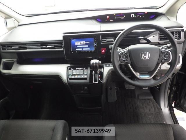 Honda e 2021-02 8010563-2