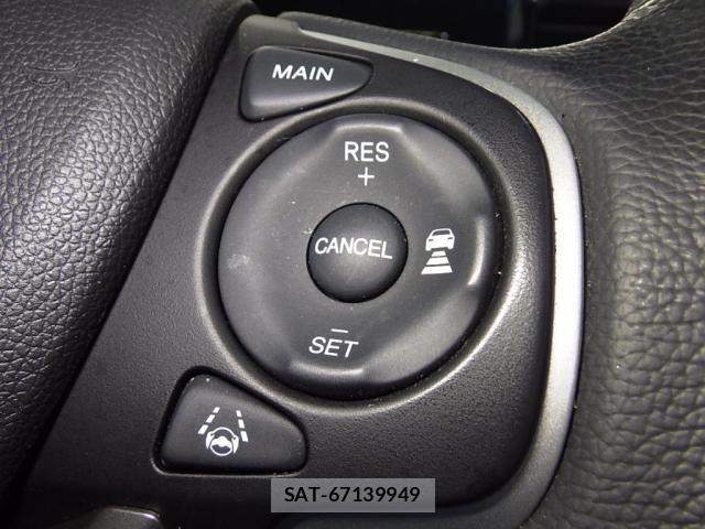 Honda e 2021-02 8010563-8