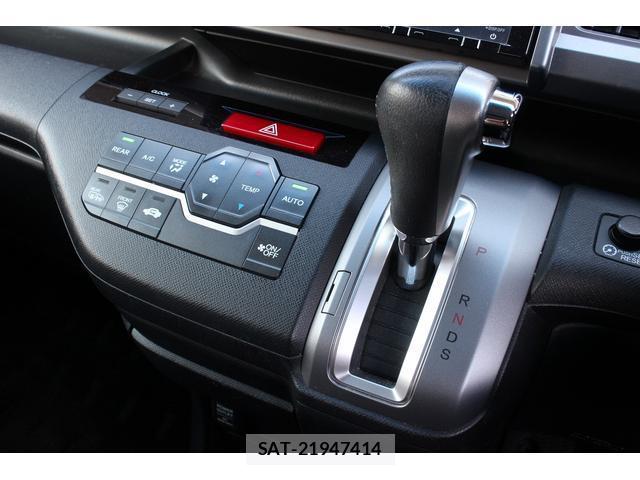 Honda e 2013-11 8010761-14