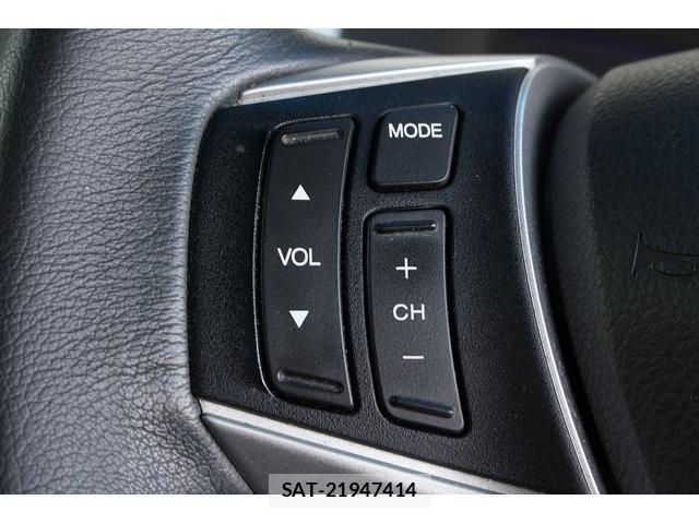 Honda e 2013-11 8010761-16