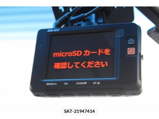 Honda e 2013-11 8010761-19