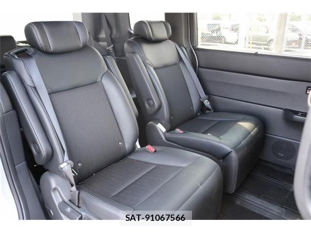 Honda e 2025-10 8010781-15