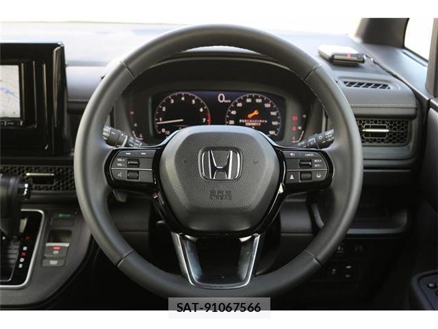 Honda e 2025-10 8010781-18