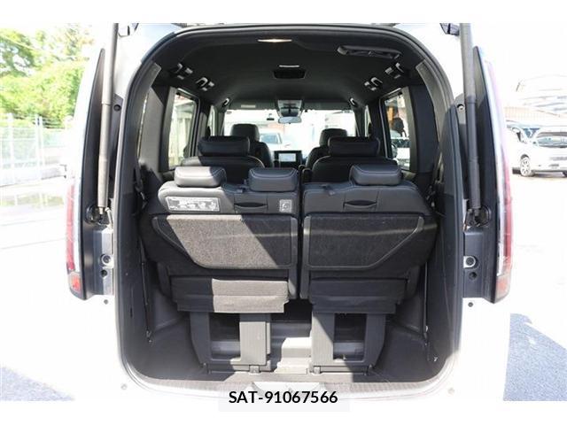 Honda e 2025-10 8010781-19