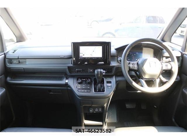 Honda e 2025-10 8010782-18