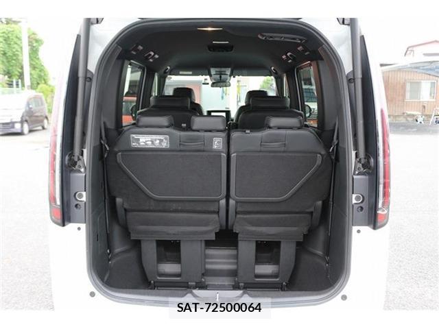 Honda e 2025-10 8010783-17