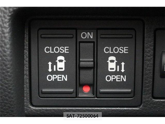 Honda e 2025-10 8010783-5