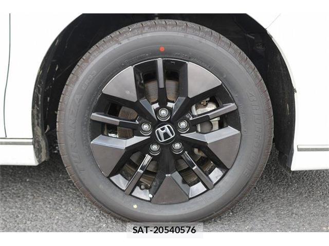 Honda e 2025-10 8010784-13