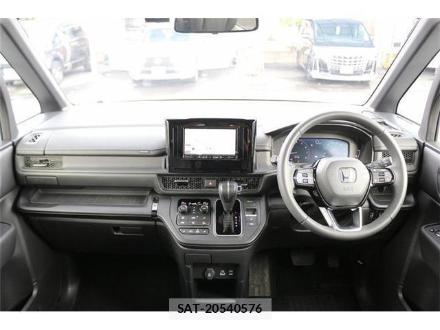 Honda e 2025-10 8010784-18