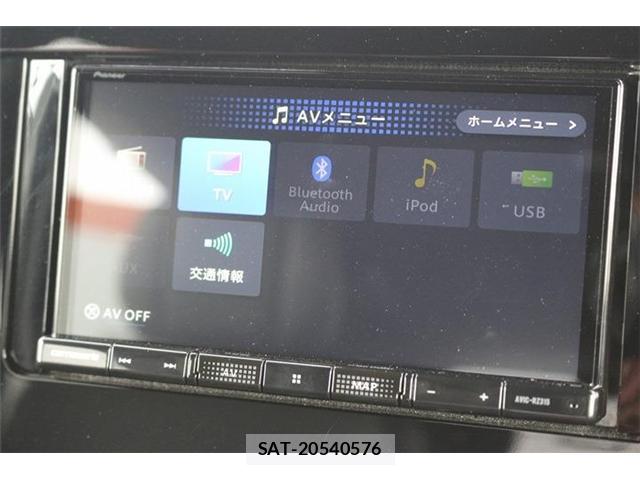 Honda e 2025-10 8010784-6