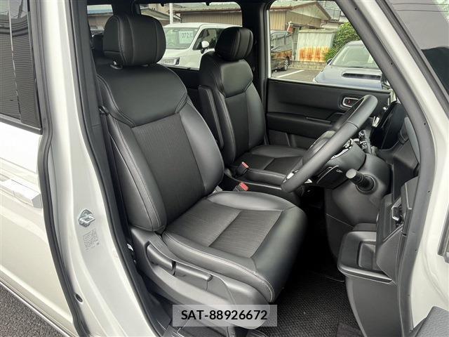 Honda e 2025-10 8010785-15