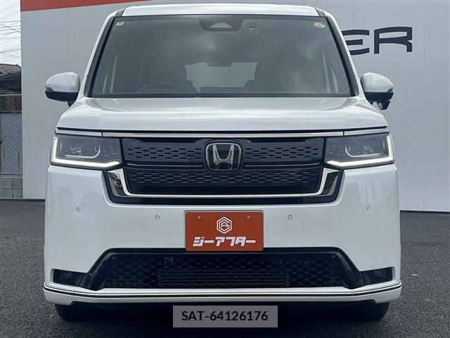 Honda e 2025-10 8010786-7