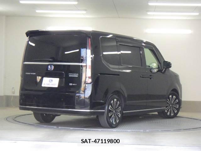 Honda e 2023-02 8011005-1