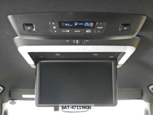 Honda e 2023-02 8011005-4