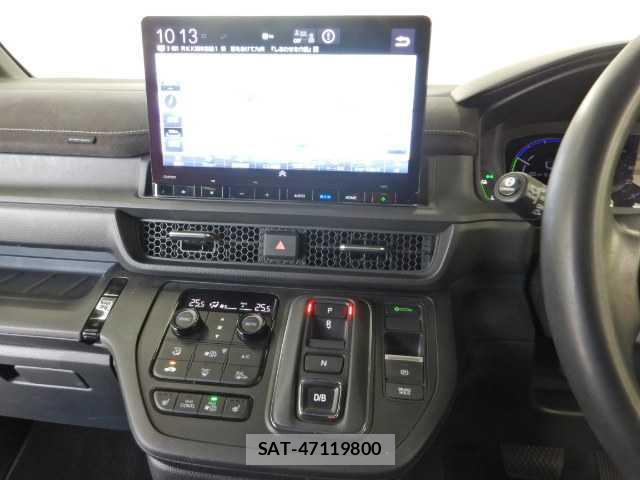 Honda e 2023-02 8011005-6