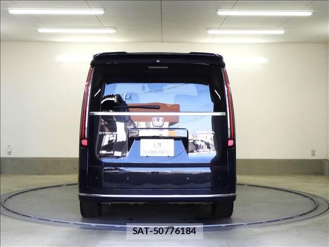 Honda e 2022-11 8011007-13