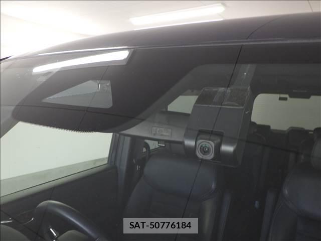 Honda e 2022-11 8011007-9