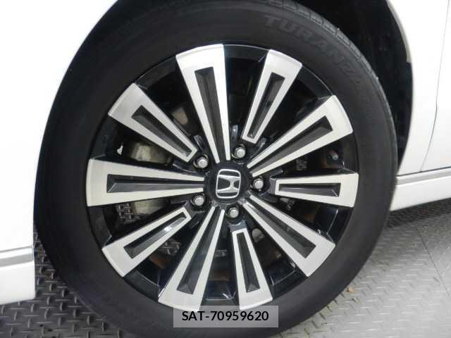 Honda e 2022-06 8011030-15