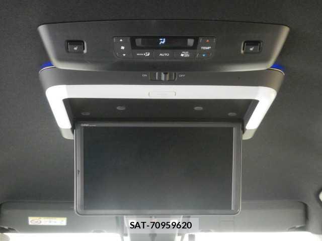 Honda e 2022-06 8011030-4