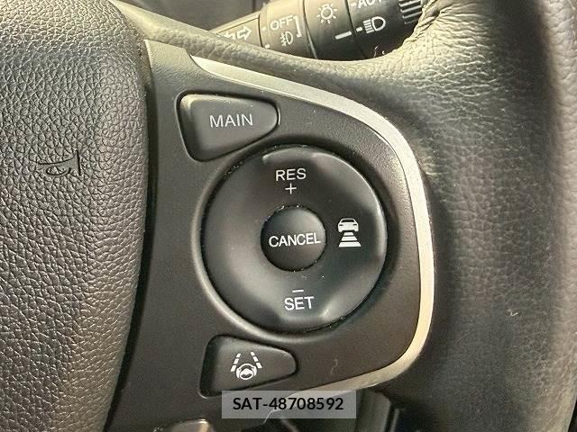 Honda e 2021-09 8011120-6