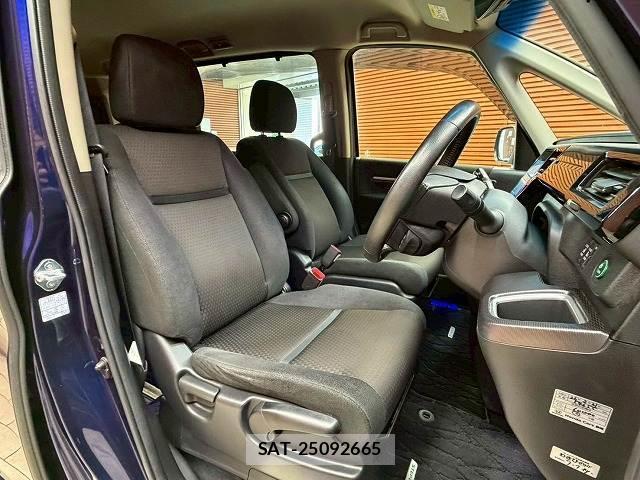 Honda e 2020-08 8011123-7