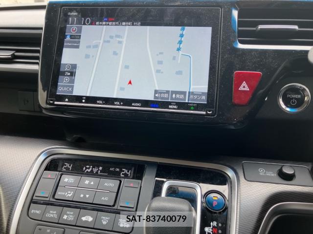 Honda e 2018-03 8011218-15