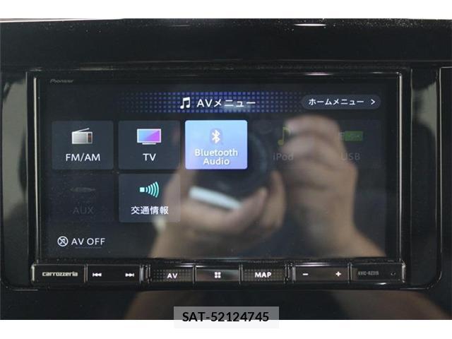 Honda e 2025-10 8011294-3