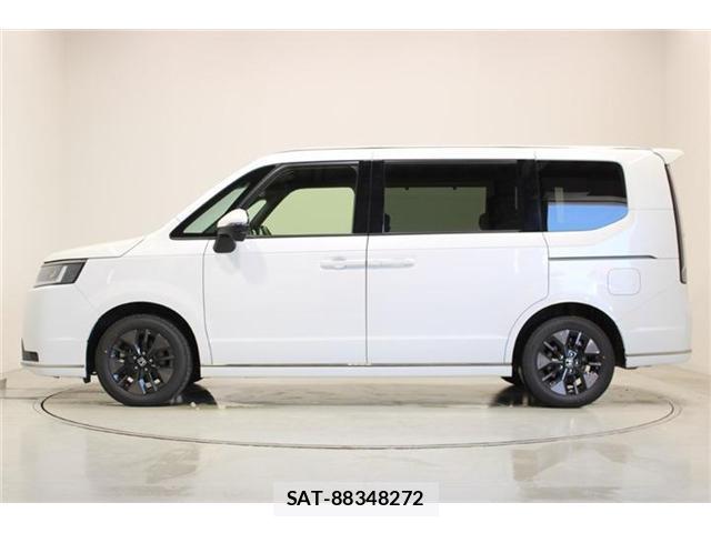 Honda e 2025-10 8011293-8