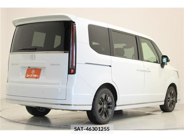 Honda e 2025-10 8011295-11