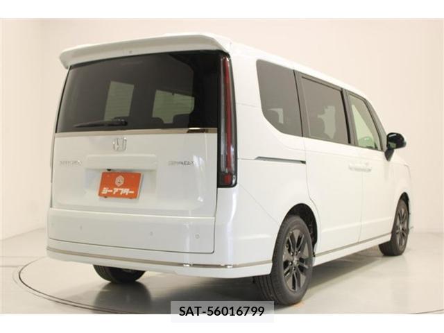 Honda e 2025-10 8011297-11