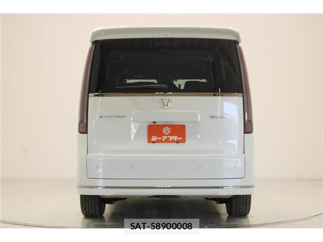 Honda e 2025-10 8011304-10