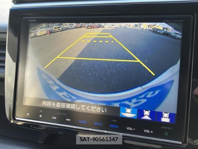 Honda e 2017-08 8011343-11