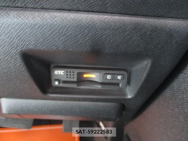Honda e 2010-02 8011421-12