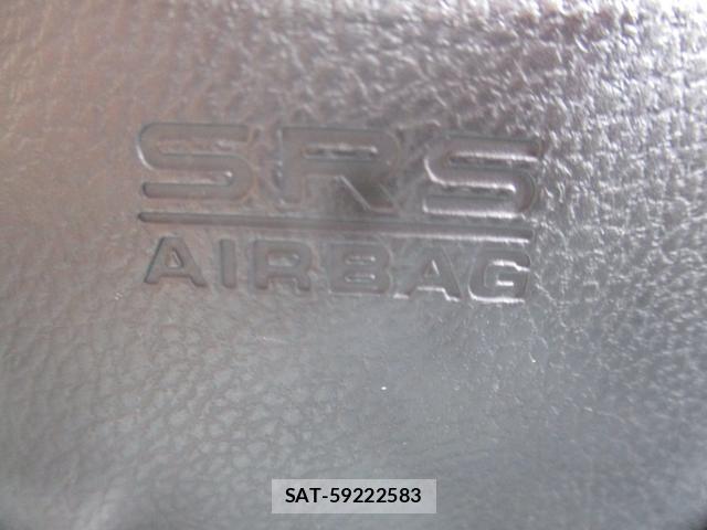 Honda e 2010-02 8011421-13