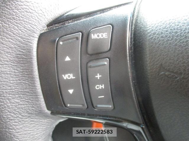Honda e 2010-02 8011421-14