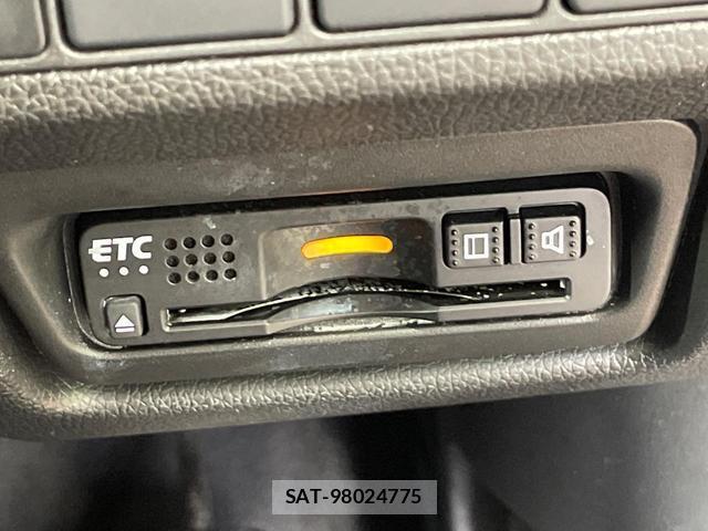 Honda e 2018-08 8011584-6
