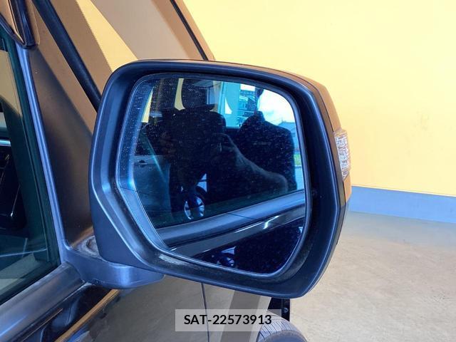 Honda e 2018-09 8011641-13