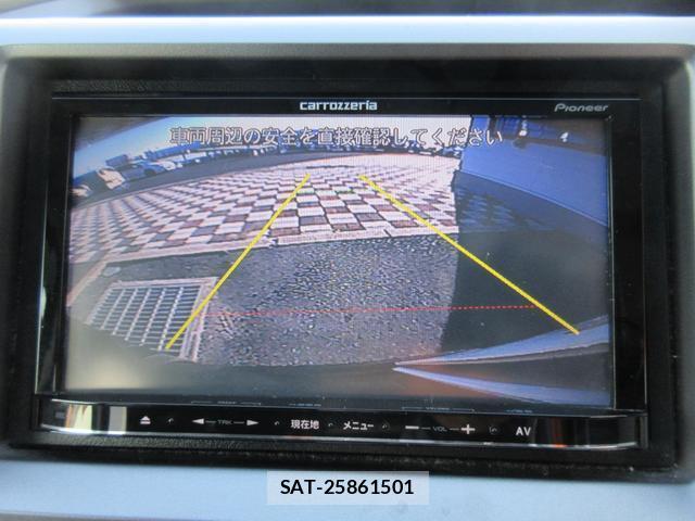 Honda e 2012-05 8011652-16