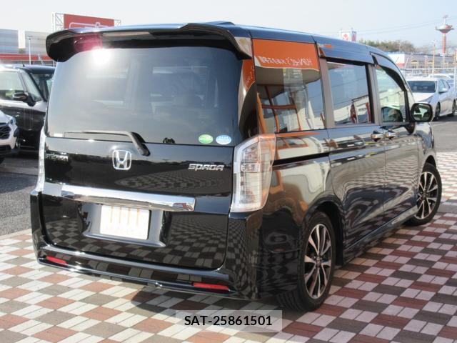 Honda e 2012-05 8011652-5