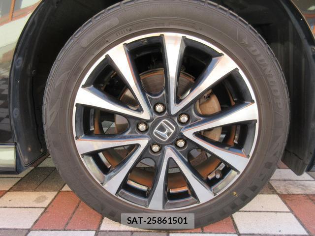 Honda e 2012-05 8011652-9