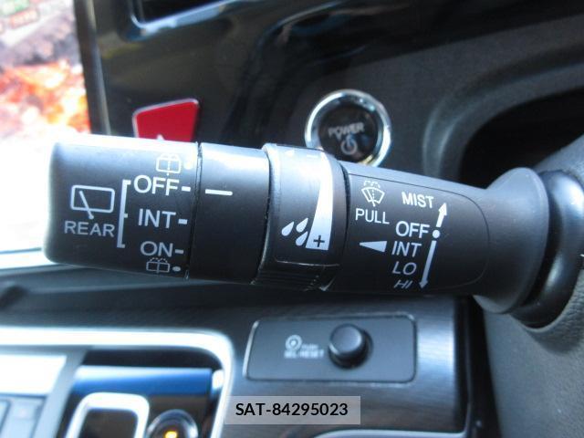 Honda e 2018-05 8011980-13