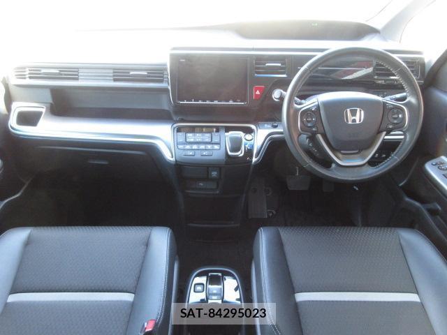 Honda e 2018-05 8011980-2