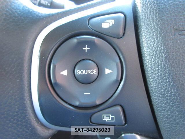 Honda e 2018-05 8011980-6