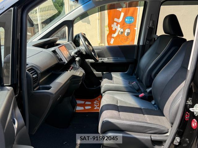 Honda e 2013-05 8012043-10
