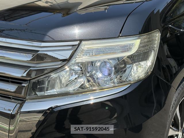 Honda e 2013-05 8012043-3