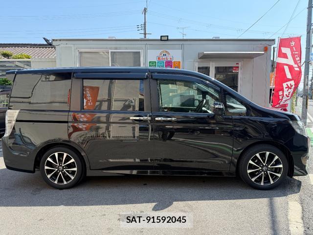 Honda e 2013-05 8012043-5