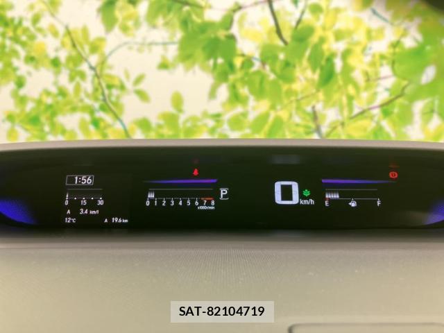 Honda e 2016-07 8012159-14