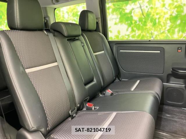 Honda e 2016-07 8012159-4